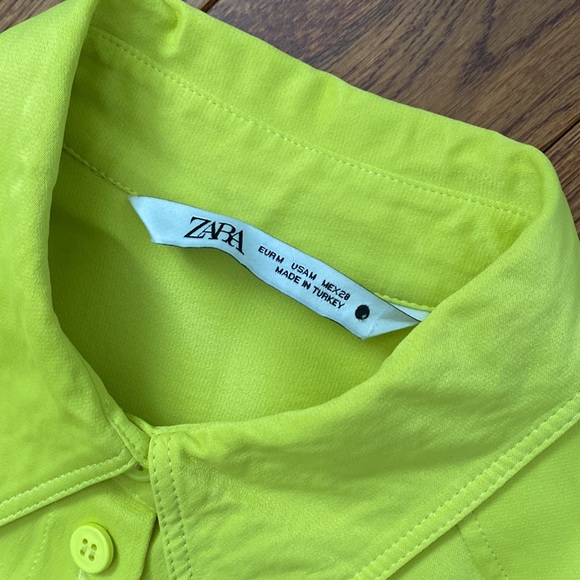 Zara Chartreuse Button Up Blouse - Picture 4 of 6